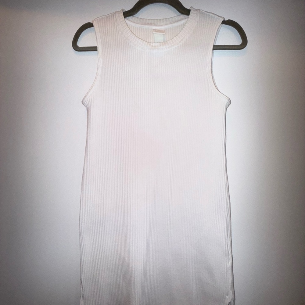 H&M White Ribbed Top